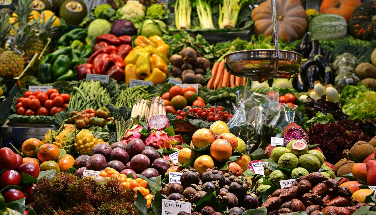 Las 12 Frutas y Verduras Más Contaminadas: Protege Tu Salud con Buenas Elecciones Alimentarias