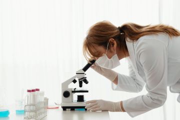 Lupus Eritematoso Sistémico: cuando el cuerpo se vuelve su propio enemigo