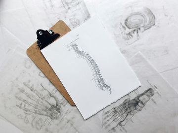 Descubre qué son las Espondiloartropatías y cómo tratarlas